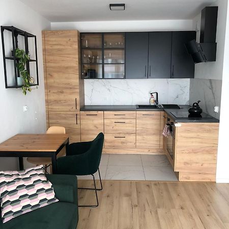 Sloneczny Apartament Вроцлав Экстерьер фото